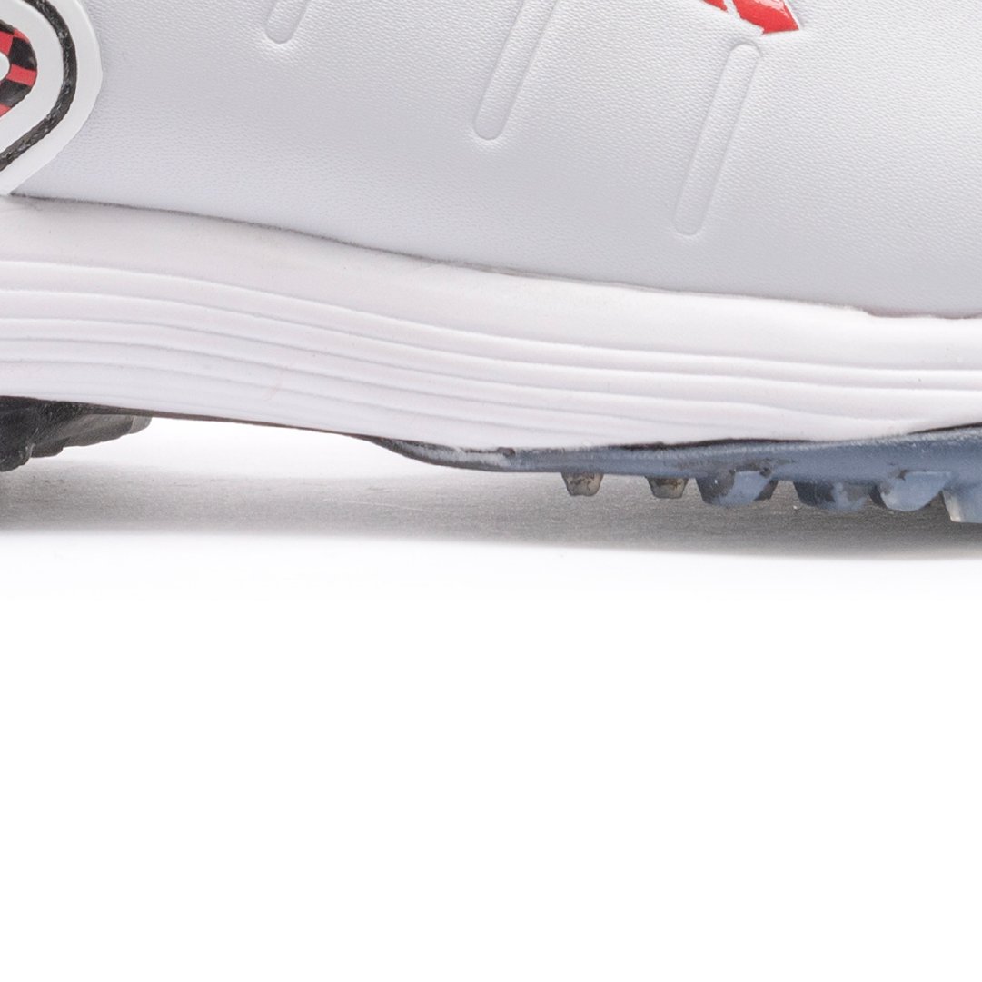 sqairz's tweet photo. GAME-LEADING CLEATS
Did you know 82% of Tour Pros wear spiked shoes? If you are playing with a spikeless golf shoe, you are losing distance!
SQAIRZ has strategically positioned cleats to create optimum ground connection and stability.
#sqairz #squaretoe #golfshoes #stability https://t.co/IXCFBBOPyD