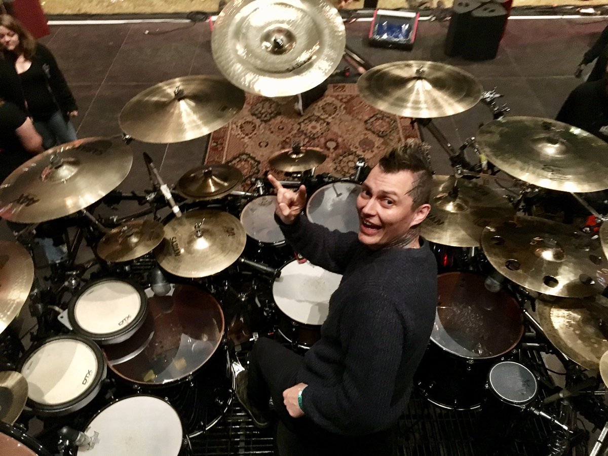 bluehairedtwat's tweet photo. Whose epic drum kit am I on? https://t.co/1r67kCxtu7