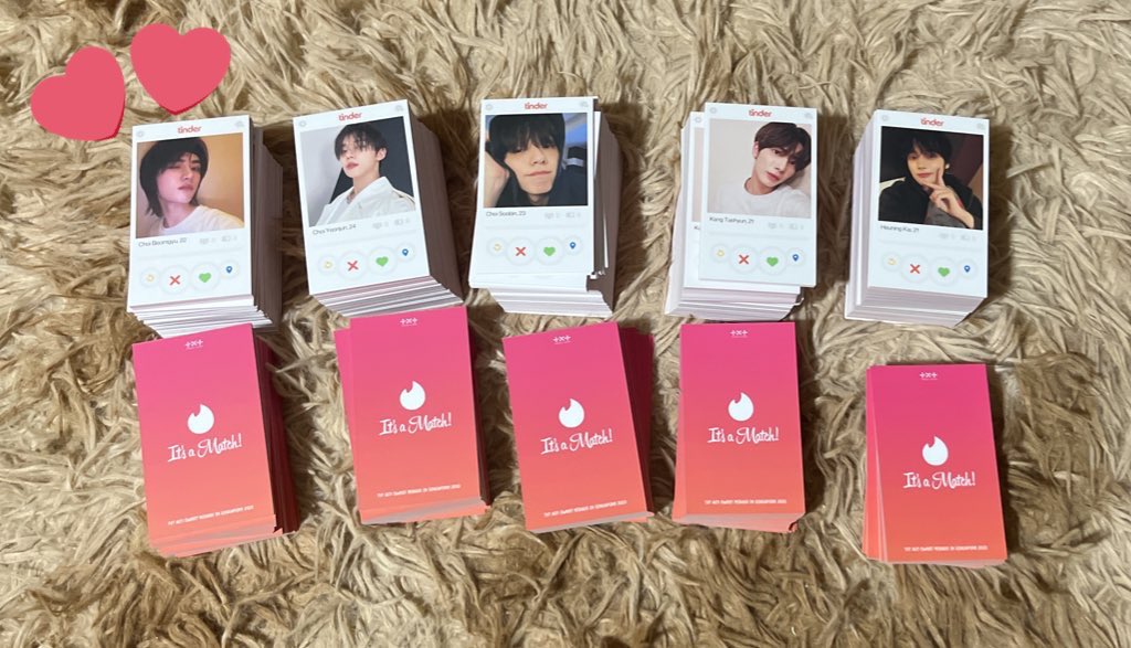 loeyjcctea's tweet photo. [FANSUPPORT PREVIEW] 

Just received the pcs from my supplier and they’re looking real cute😛 (also received like way more than i ordered for so i can give out more yay) 

everybody say thanks @kyuprints for their service🫡

#TXTinSingapore #ACTSWEETMIRAGEINSG 
#fansupport https://t.co/CO9Qd3ie22