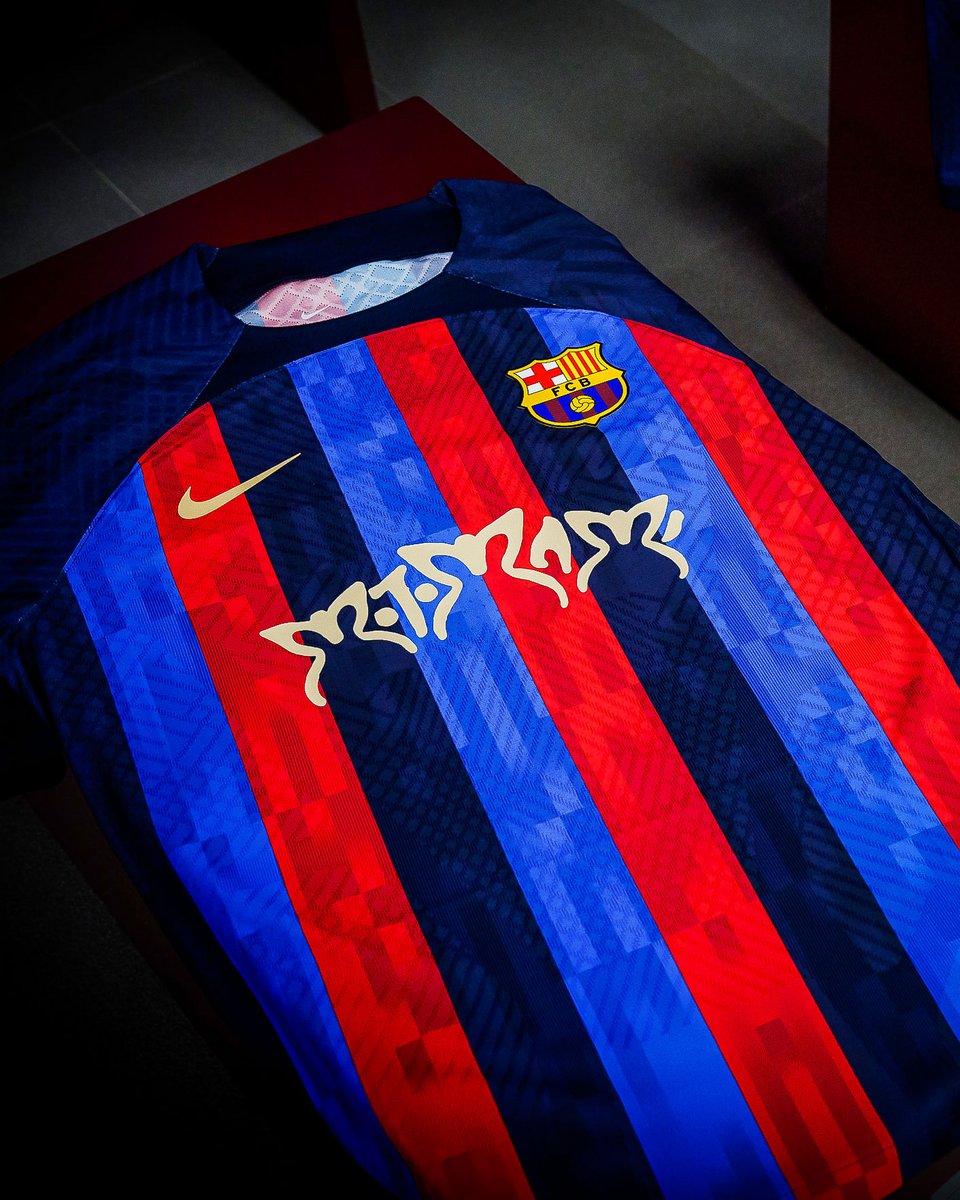 brfootball's tweet photo. Barcelona will wear special-edition Rosalía kits with a glow-in-the-dark ‘Motomami’ logo in El Clásico ✨ https://t.co/d8wJckzs1J