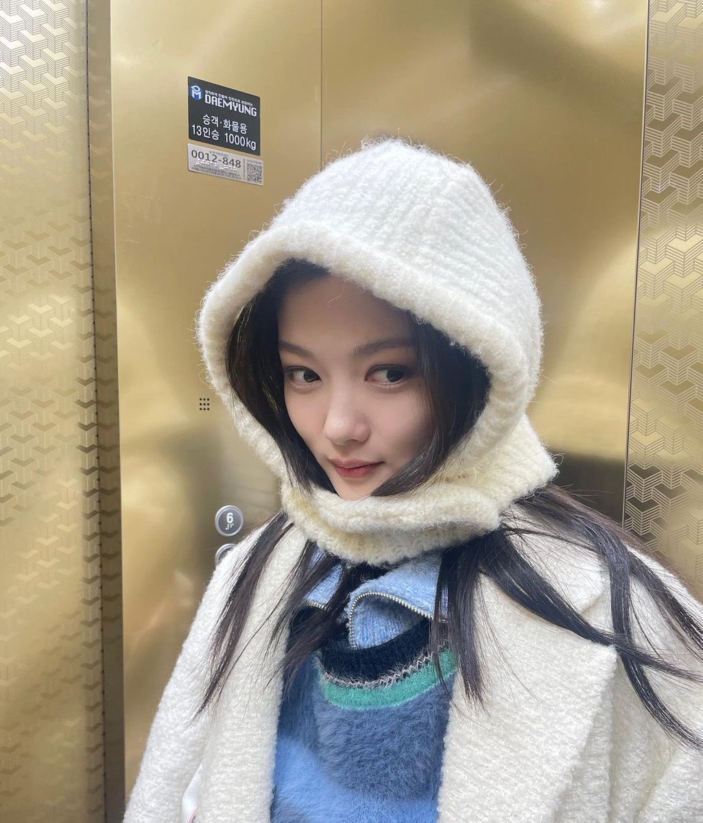 KYJBWS's tweet photo. #ByeonWooSeok #KimYooJung https://t.co/DvU0xLVU31