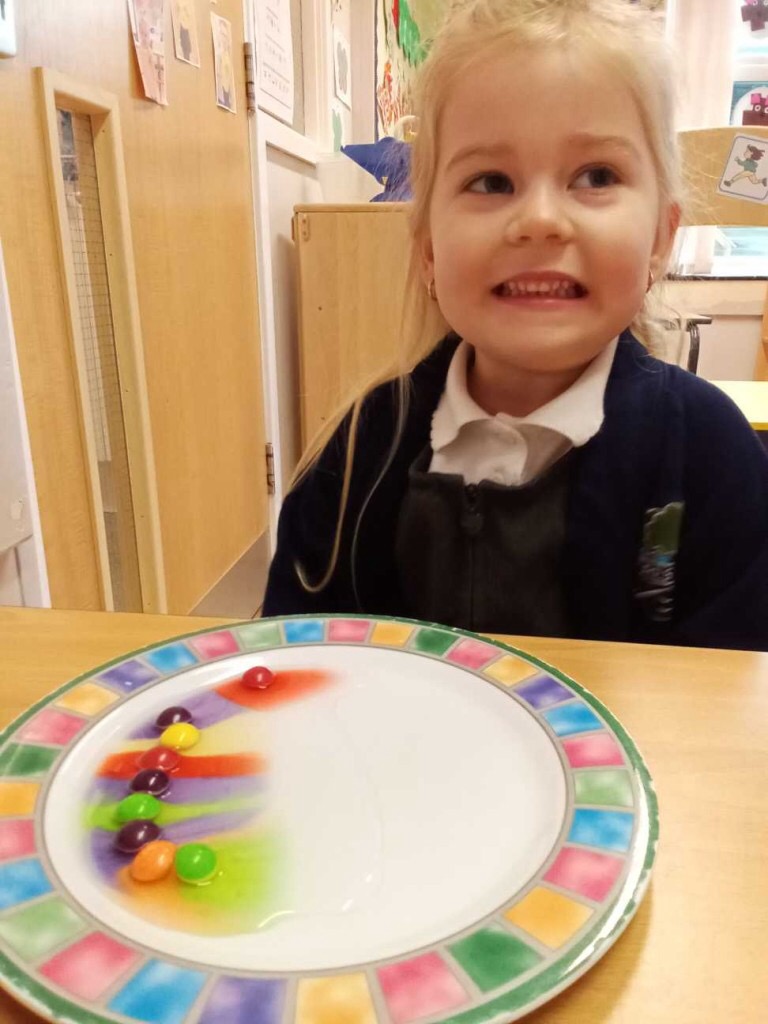TheLancastersch's tweet photo. Nursery children have enjoyed Science week and so far we have planted cress, made skittles rainbows and watched dancing raisins!🧪😀 https://t.co/uZwdRRjtT3