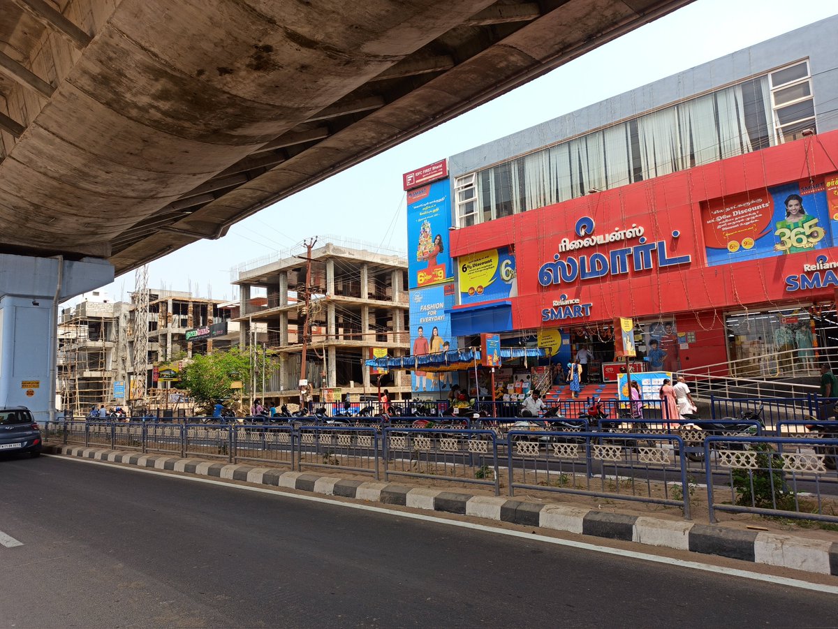 uskumar1301's tweet photo. Puthu Natham Road will be the best location for major corporate businesses to set up their branches in Madurai.
#Madurai #Templecity #Nathamflyover #nh785 https://t.co/i396EUZRq9