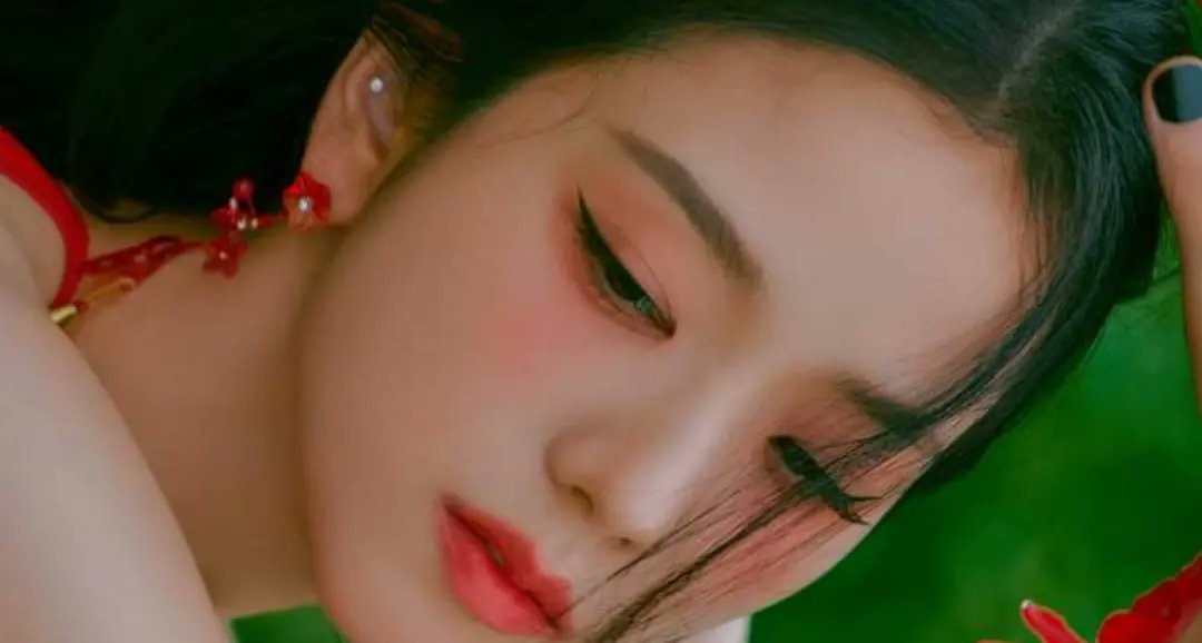 Chichuuuux's tweet photo. So pretty myluv 
Jisoo!! 😩😭✨💗

FIRST SINGLE ALBUM [ME]
✅2023.03.31 12AM (EDT) &amp; 1PM (KST) #ME #JISOO @BLACKPINK https://t.co/UKHvZC374W