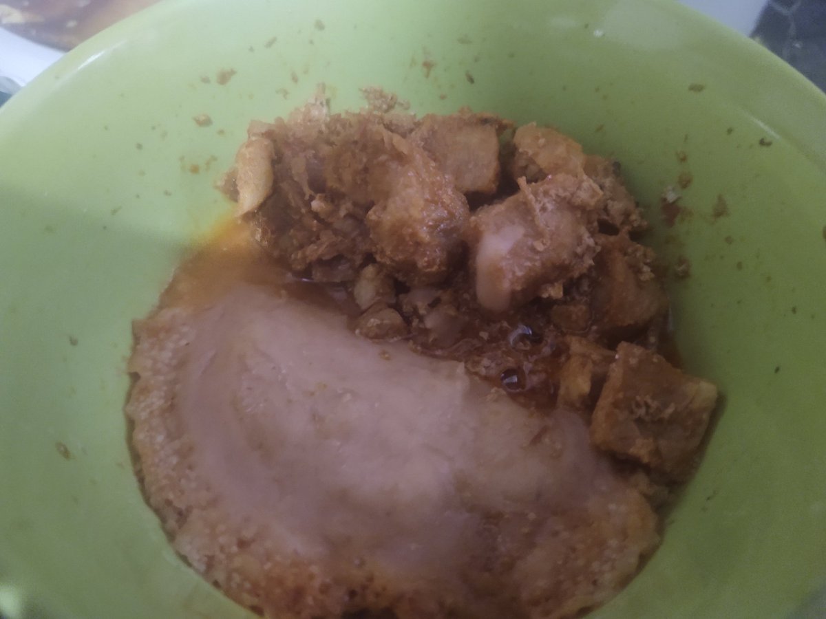 artemioalberto's tweet photo. @MauroMoralesMtz @GAMEZMARIO #desayunovirtual les comparto webito con papá, frijoles y asado de puerco con tortilla de harina https://t.co/3LZnMgEPwx