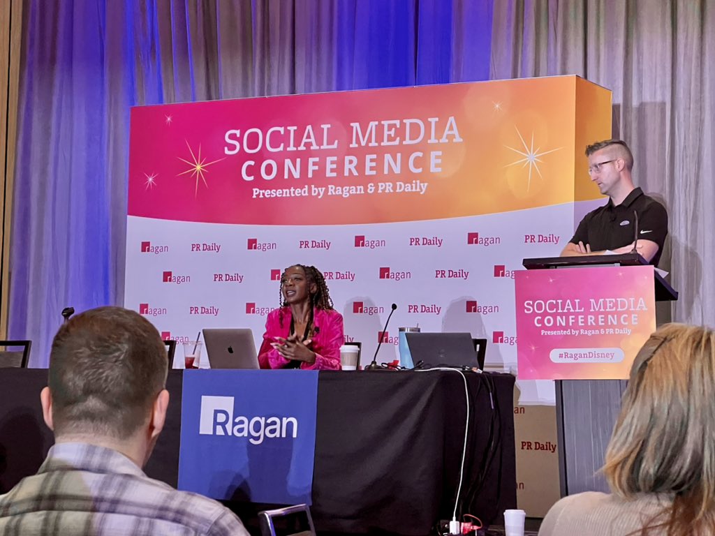 ericthomaschu's tweet photo. Did you know our attention span on social is only 8.25 secs? 

So get to the point! Fast!

#RaganDisney https://t.co/kh3YerWNI2