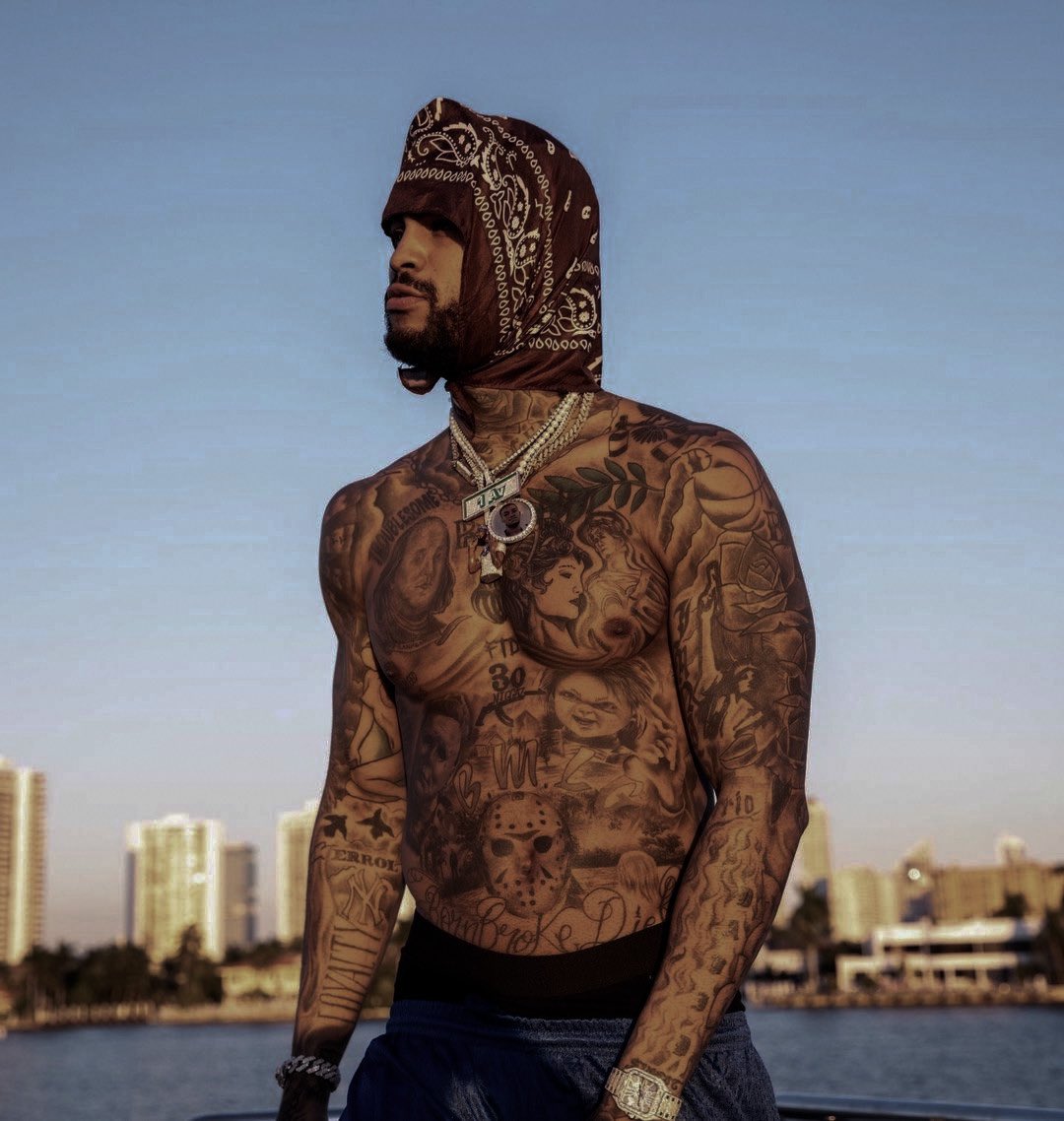 ✎ she said she want all the smoke with me.