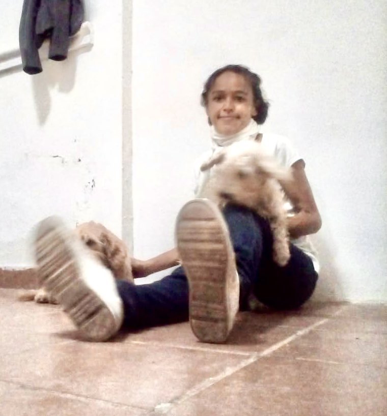 mardoniocarbalo's tweet photo. 🙏🏽 ¿Me regalan un RT? Estamos buscando a Wendy Krauss, hermana de mi querido amigo @edgarkrauss 
Van datos:
Estatura: 1.52
Tez blanca. 45 kg
Salió de su casa en Mérida, con sus dos perros.
Números para informes:
8000026237
9999303288
9999303250 ext. 41164 https://t.co/UWJZAo4U4Z