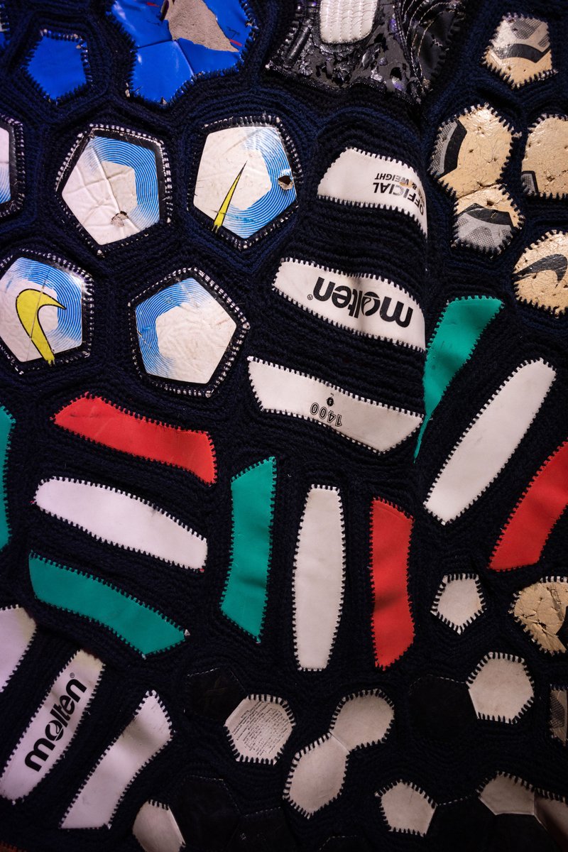 BiennaleTextile's tweet photo. L'exposition "Imagine !" au musée Bargoin de Clermont-Ferrand est ouverte jusqu'au 26 mars !
Art contemporain textile, pièces patrimoniales, scénographie surprenante et cartels innovants ont été déployés pour correspondre au thème "Imagine !" du FITE - Biennale Textile ! https://t.co/WtAUKv2Xc6