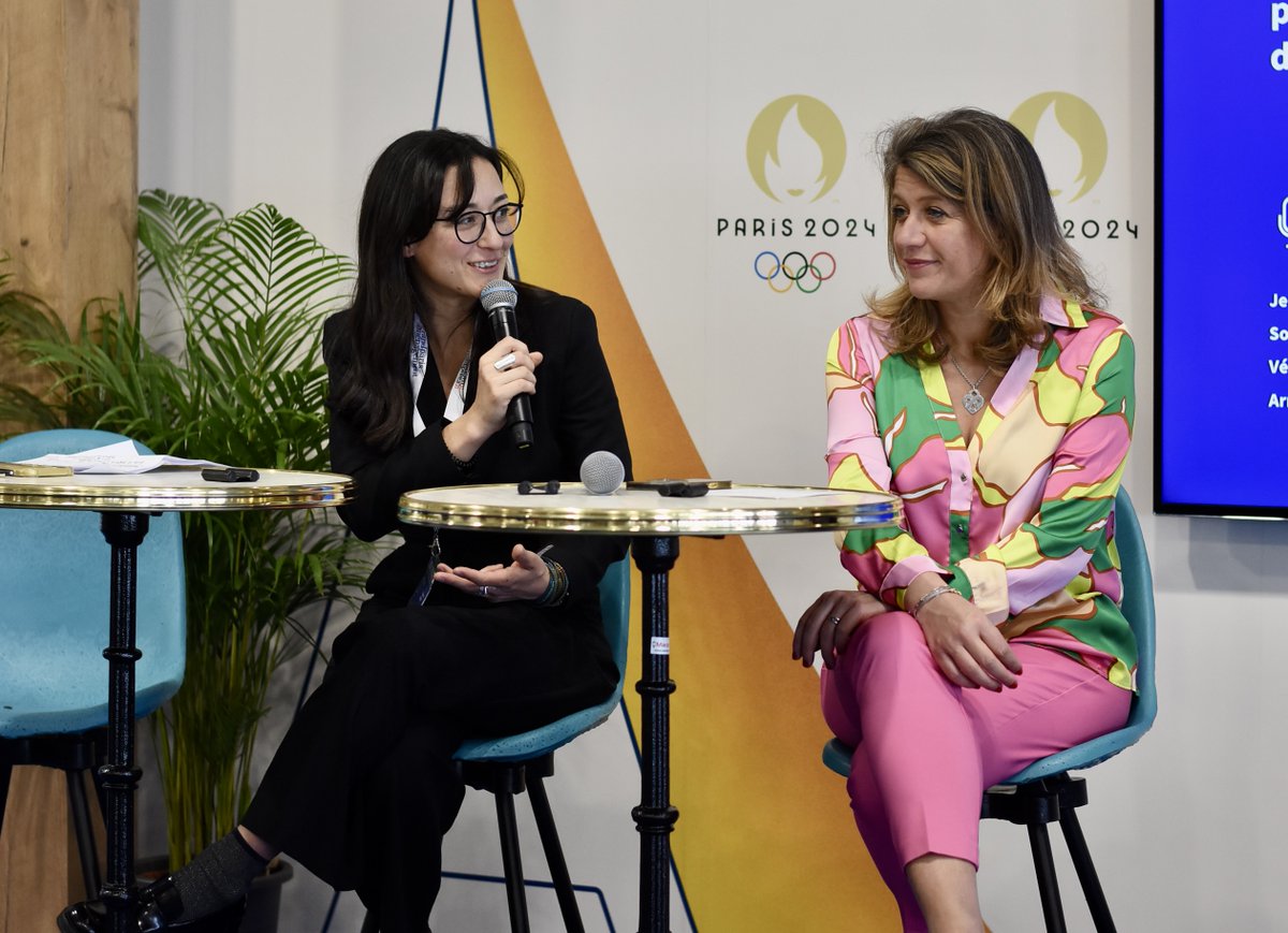 #MIPIM2023 -<a href="/gpamenagement/">gpamenagement</a> intervenait aujourd'hui sur le rôle de l'aménageur pour répondre aux enjeux de santé dans les territoires aux côtés de <a href="/francletkarine/">Karine Franclet</a>, Arnaud Lunel <a href="/APHP/">Assistance Publique – Hôpitaux de Paris (AP-HP)</a>, et <a href="/vpappe/">Véronique Pappe</a>
➡️#Logements de #santé,
➡️Bien-être des #habitants
➡️Qualité de vie
➡️Qualité de l'air