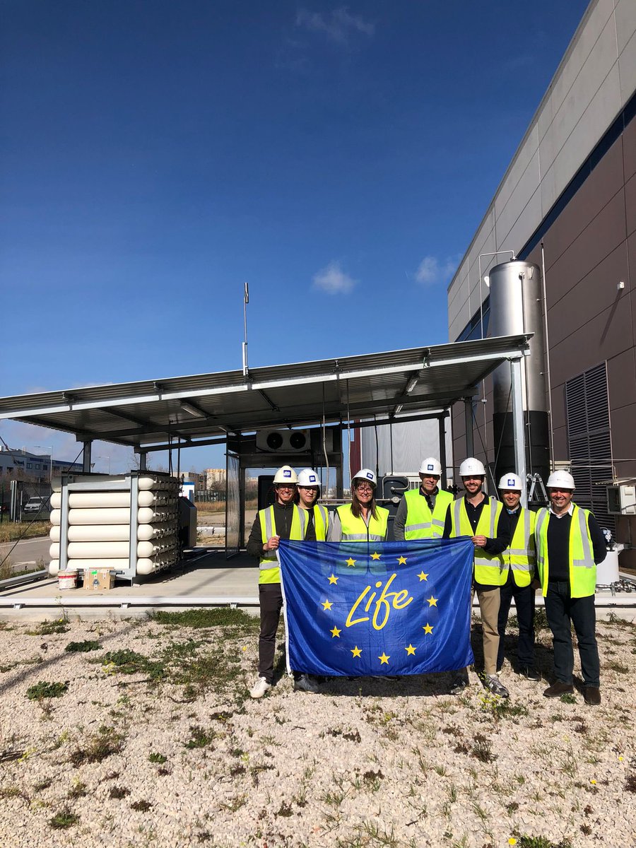 CETAQUA's tweet photo. #MonitoringMeeting at #CetaquaBarcelona to show up how #LIFENimbus is progressing. A project that will set up its pilot plant 🔜 to produce #biomethane from sewage sludge.
We took the opportunity to visit the Baix Llobregat #ecofactory with the consortium.
https://t.co/L5720Gn8BE https://t.co/EavASC2Si4