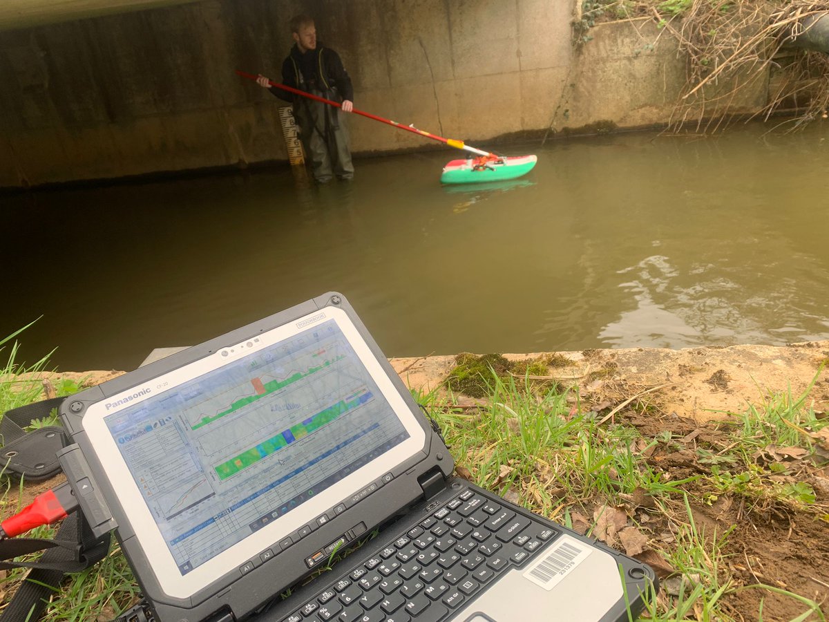 Wade gauging to measure flow on the Medina at Shide on the Isle of Wight. We use these readings to corroborate our fixed sensor readings, ensuring data is accurate. 
#hydrometry #environmentagency @EnvAgencySE