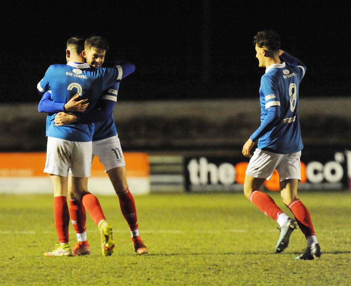 CowdenbeathFC's tweet photo. ⚽️ @_SamNewman11 
⚽️ @scottwalker2001 
⚽️ @scottsinclairx 

📸 @DWardlepix https://t.co/KOfMFfwWWD