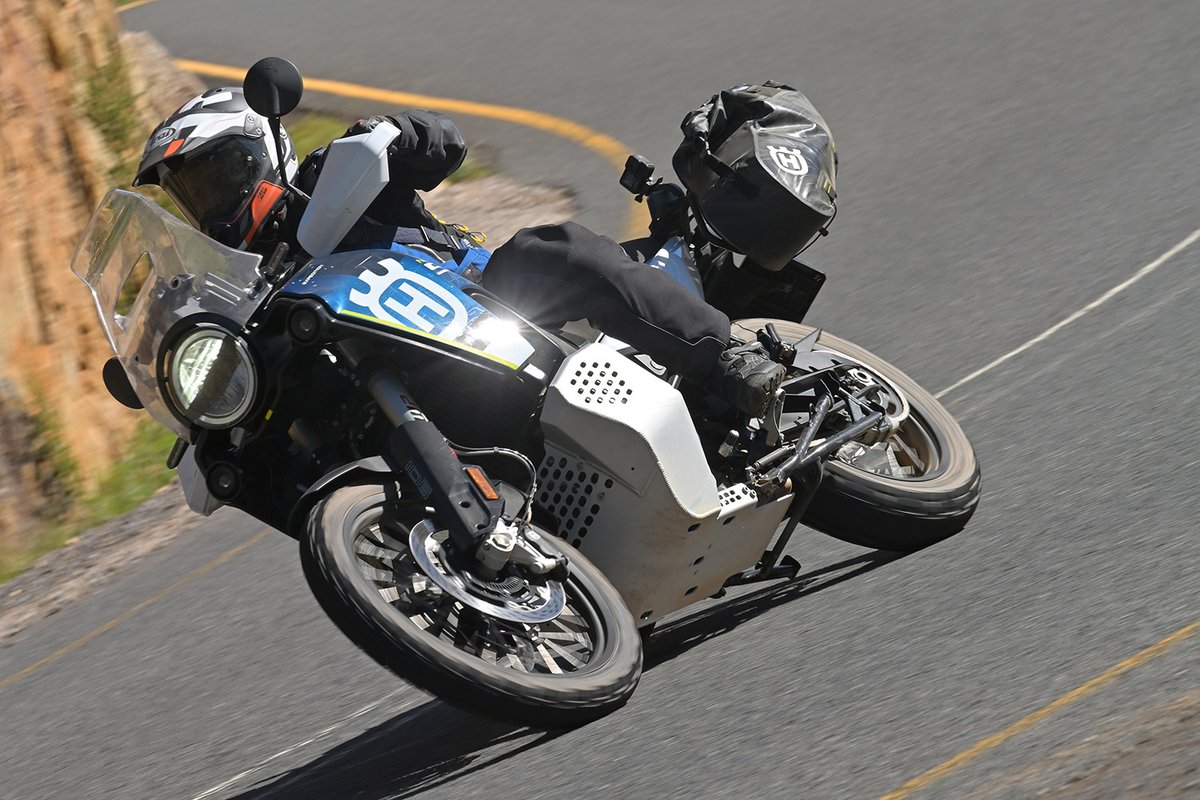 Motor Cycle News tweet media