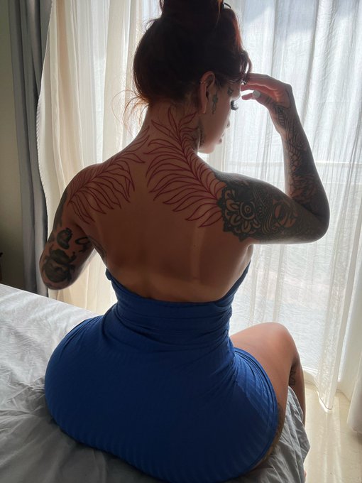 New tattoo❤️ can&rsquo;t wait for it to be finished🥰 https://t.co/KB48sJj6O0