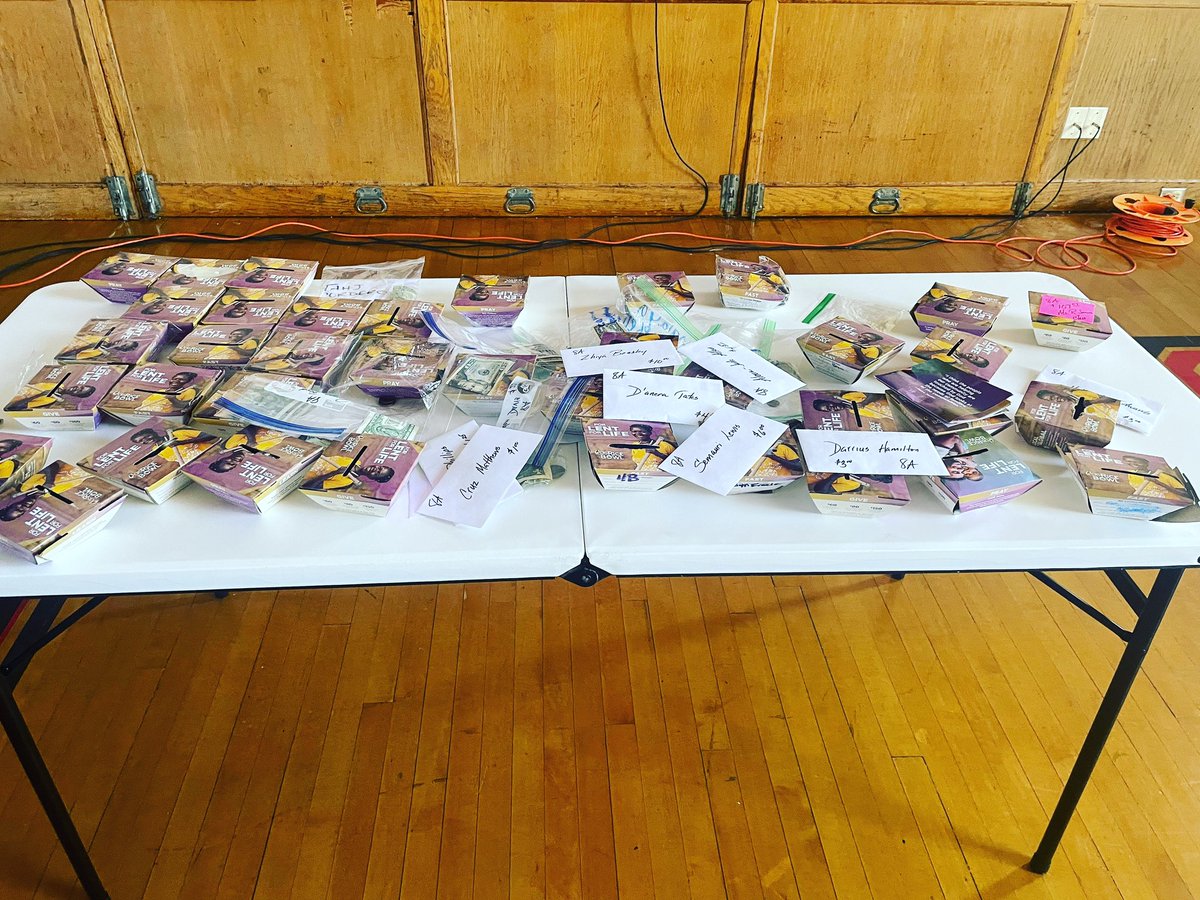 PeaceCSS's tweet photo. Thank you to all the students who donated to CRS rice bowl we collected $360 thank you students https://t.co/0nWyNEm8KE