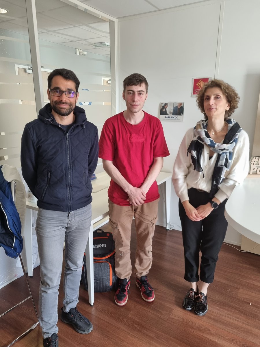 CastelliCather1's tweet photo. 👏Dispositif #Parraind'Oc 📢Duo entreprise/ demandeur d'emploi au TOP! 👉2 mois d'accompagnement avec des #entretiens #conseils #réseaupartagé selon les besoins du filleul.👍CDI signé avec formation en interne. @Publimax, merci 😀Bravo à vous deux! 👍👏@Poleemploi_oc #Albasud https://t.co/Igl8HeqfsK