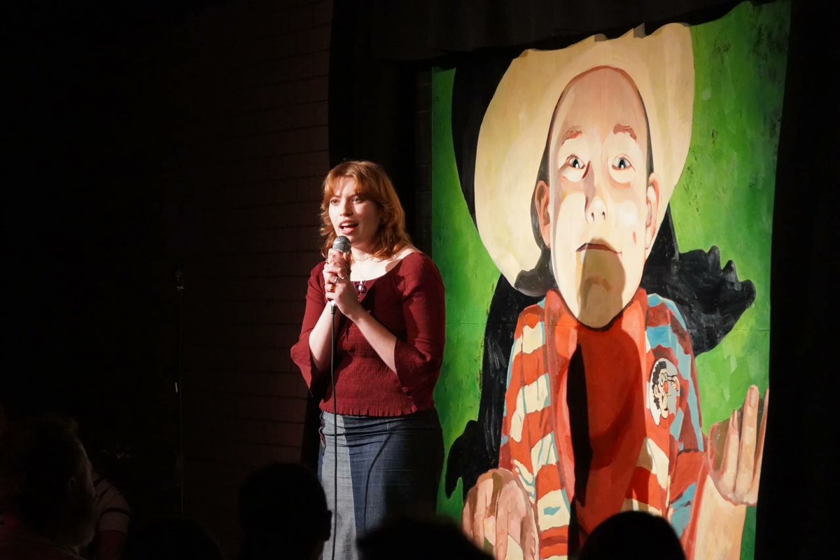 Sascha LO started performing stand-up when she was 16. Now 22, the award-nominated comedian speaks about her journey at Angel Comedy Club. Read the full piece by <a href="/kateevebowie/">Kate Bowie</a> here:
buff.ly/3TgBU4i