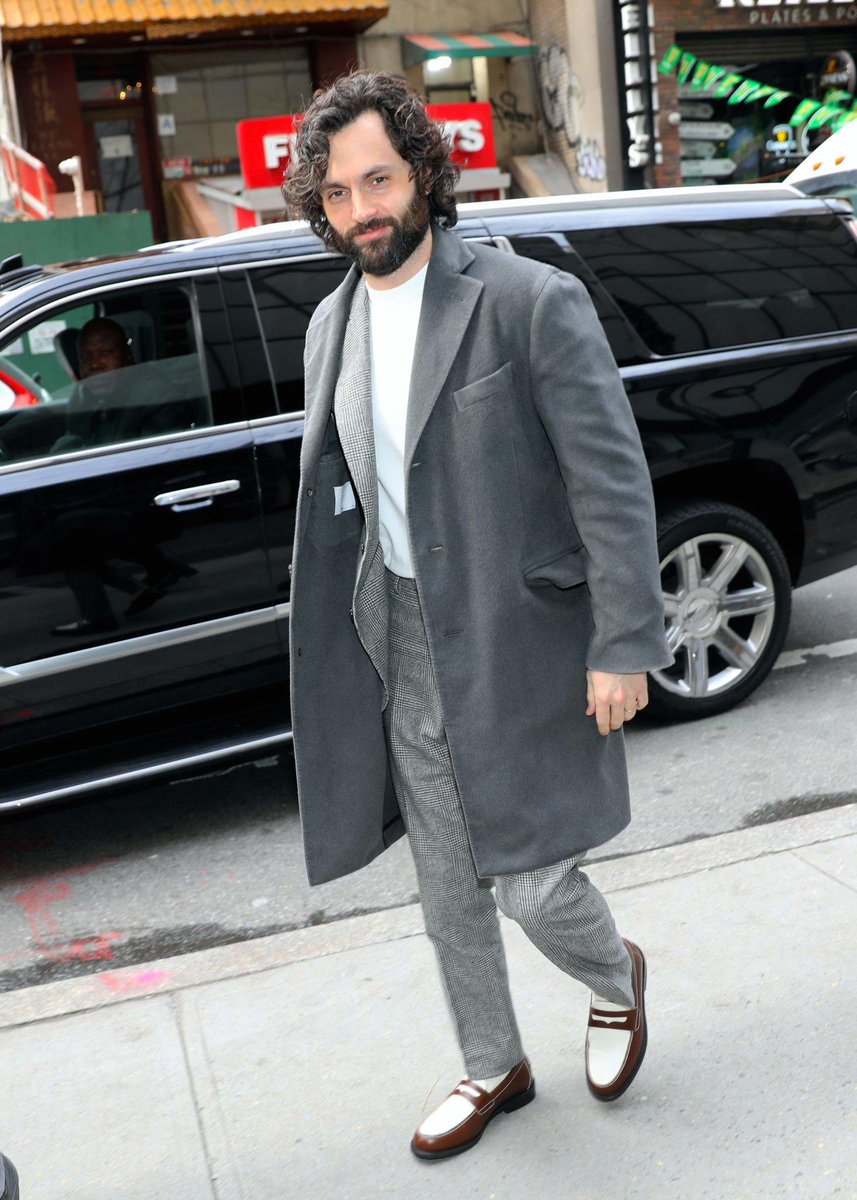 penn badgley fan tweet media