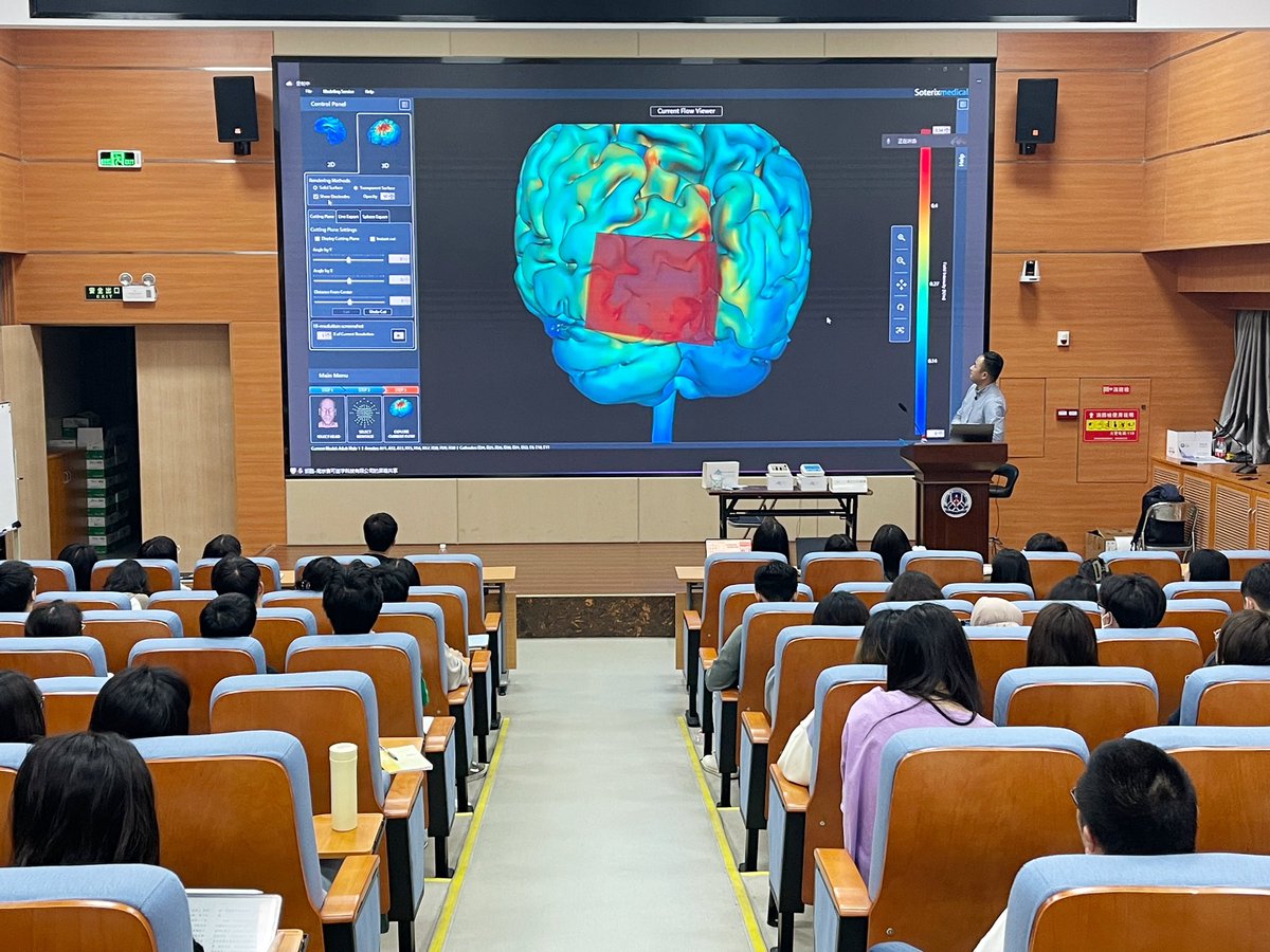 Brainsaise's tweet photo. HD-tES product training, I am very happy to have the opportunity to share and exchange non-invasive neuroregulation techniques with professional researchers. #4x1 #HDExplore @SoterixMedical https://t.co/PsAMB38yp2