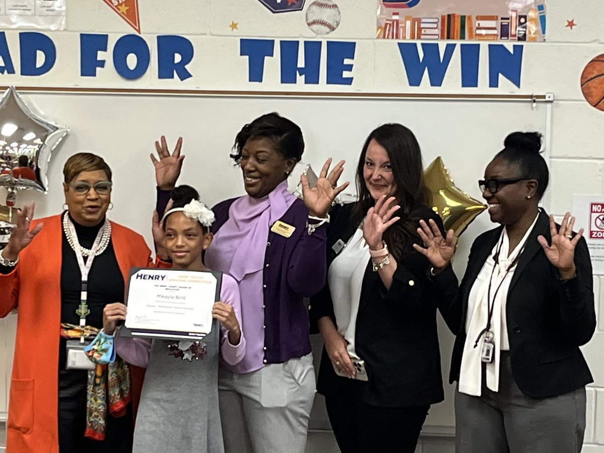 Congratulations to 4th grader Mikayla, the Elementary School Henry Voices Speaking competition Winner for 2023! A wonderful presentation on a Wednesday morning! Mikayla will present her speech at the District State of the Schools in April! A great big Whoo Whoo Whoo to Mikayla!