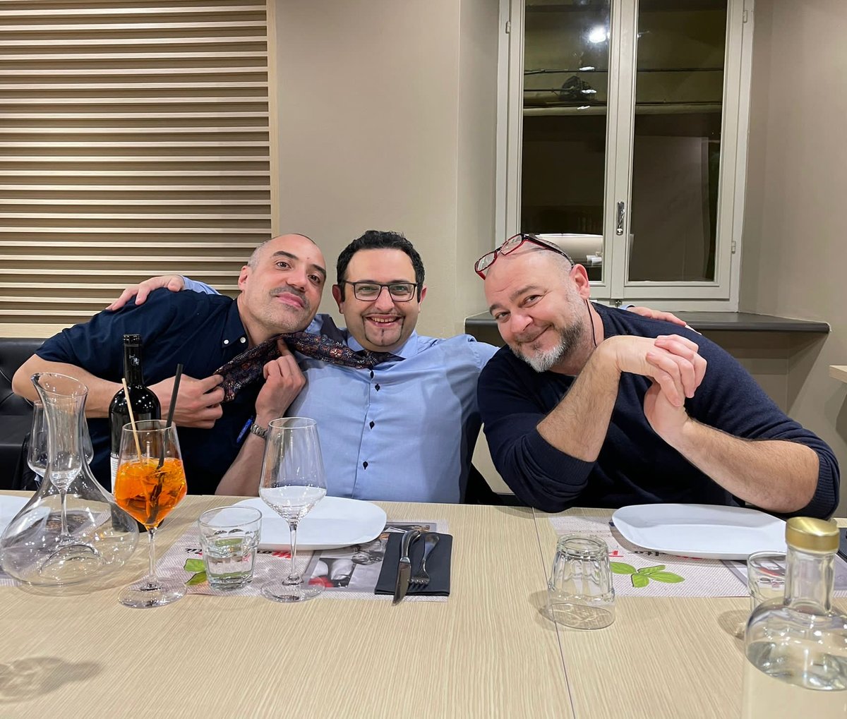 😀 ETC Pavia, 23rd-25th February 2023 Welcome from the faculty, course introduction lecture and happy faces during course dinner Course director: @PaolaPerfetti #traumaeducation #etc