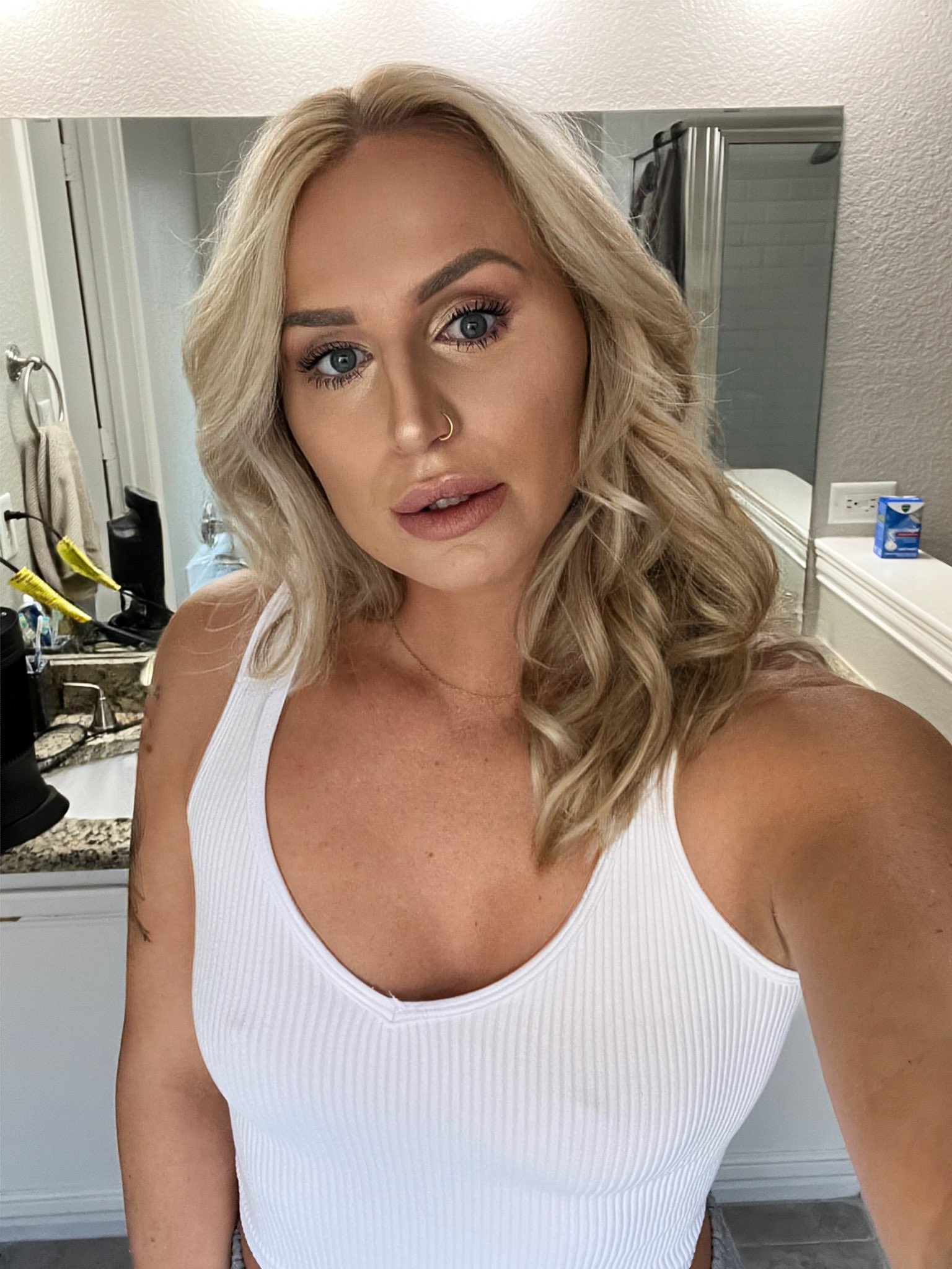 jess. on Twitter: "Photo shoot time 🫶🏼☀️ https://t.co/OGXK5vn22d" / Twitter