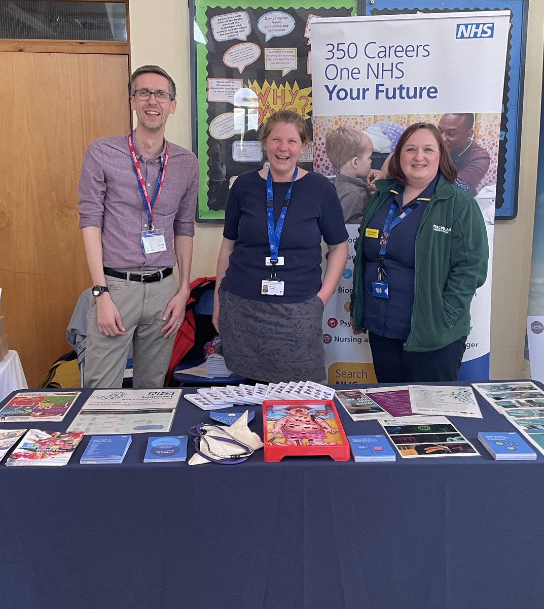 We had a great time at @BishopFoxs Careers Fair yesterday sharing our knowledge about #350NHSCareers!

Thanks to Mark, Helen, and Lisa for their support. Hopefully we inspired some future podiatrists and nurses!

@SomersetFT @somNHS_LD @somersetahps