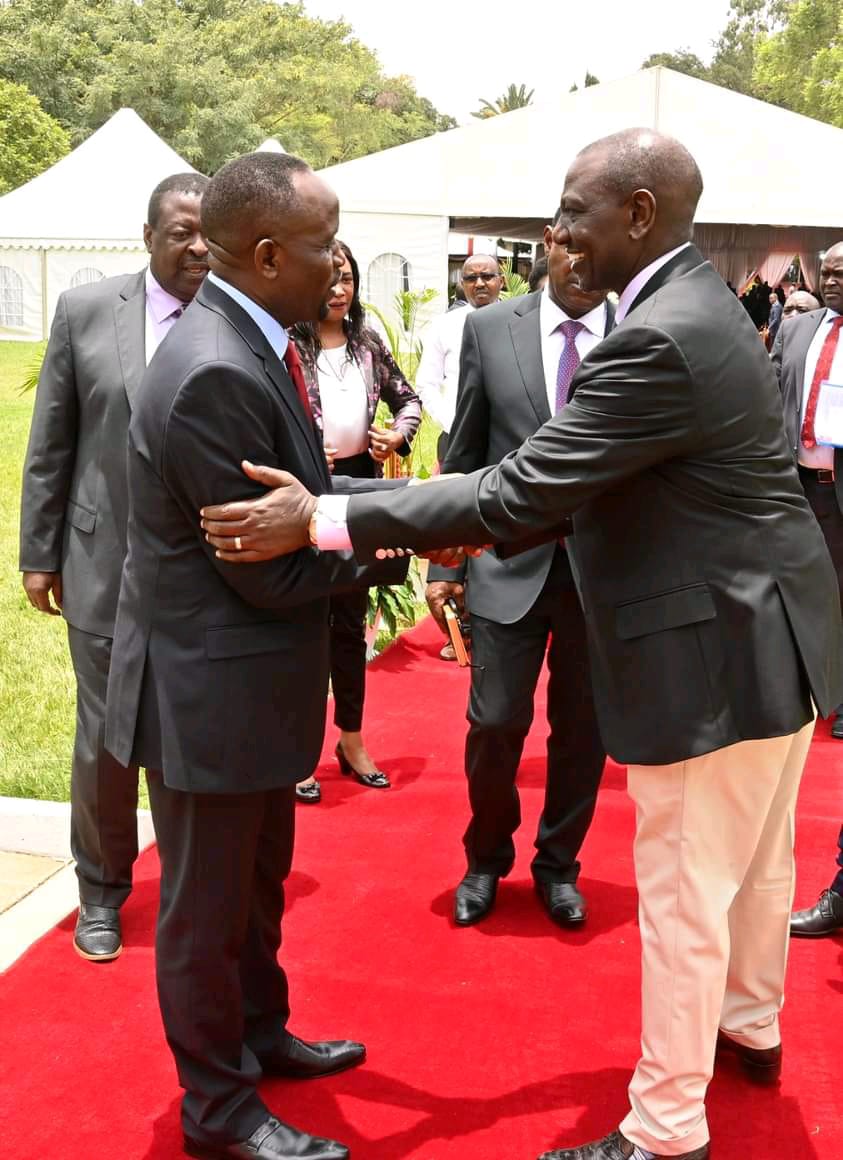 MectariousK's tweet photo. Such a bold step. Cohesion is of essence. Politics aside for a better society. No time for who won and who lost. https://t.co/PckKACpAMj
