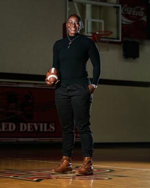cfbhall's tweet photo. In September of 2022, Jenitra Shields was chosen to be @LifeUniversity's first Womenβs Flag Football Team Head Coach. The Eagles are proudly represented inside @cfbhall, and we look forward to seeing them compete on the gridiron! #LifeItsInYou π π¦
#WomensHistoryMonth https://t.co/hC7kVfzw8e