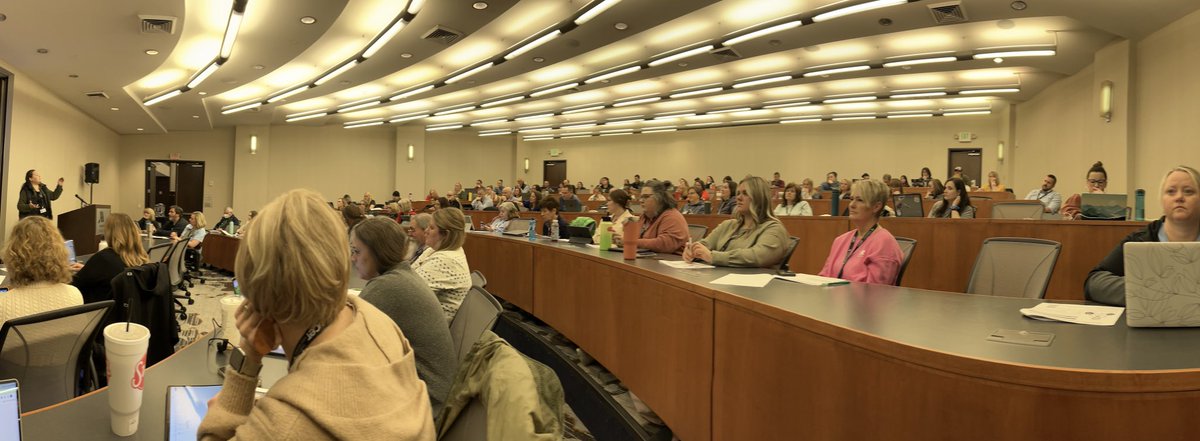 It’s really inspiring to see how many educators are learning about how to build educator capacity. Here’s a room full of that inspiration! Instructional coaching is a thing here in Utah. #ucet2023