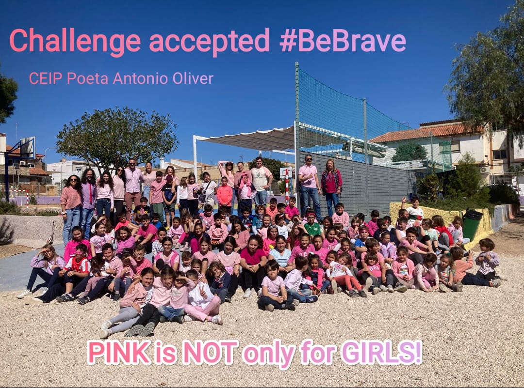CEIPoetaAO's tweet photo. Hoy hemos aceptado el reto del #BeBrave en nuestro proyecto @eTwinning_es #eTwinningHearts. 
Trabajando prejuicios y estereotipos con coles de Europa. 
Porque en los colores no existe género. @eTwinnico @AytoCartagenaES @EuropeDirectRMu @SADMurcia @IgualdadGob @eTwinningEurope https://t.co/6arIJ9e9GA
