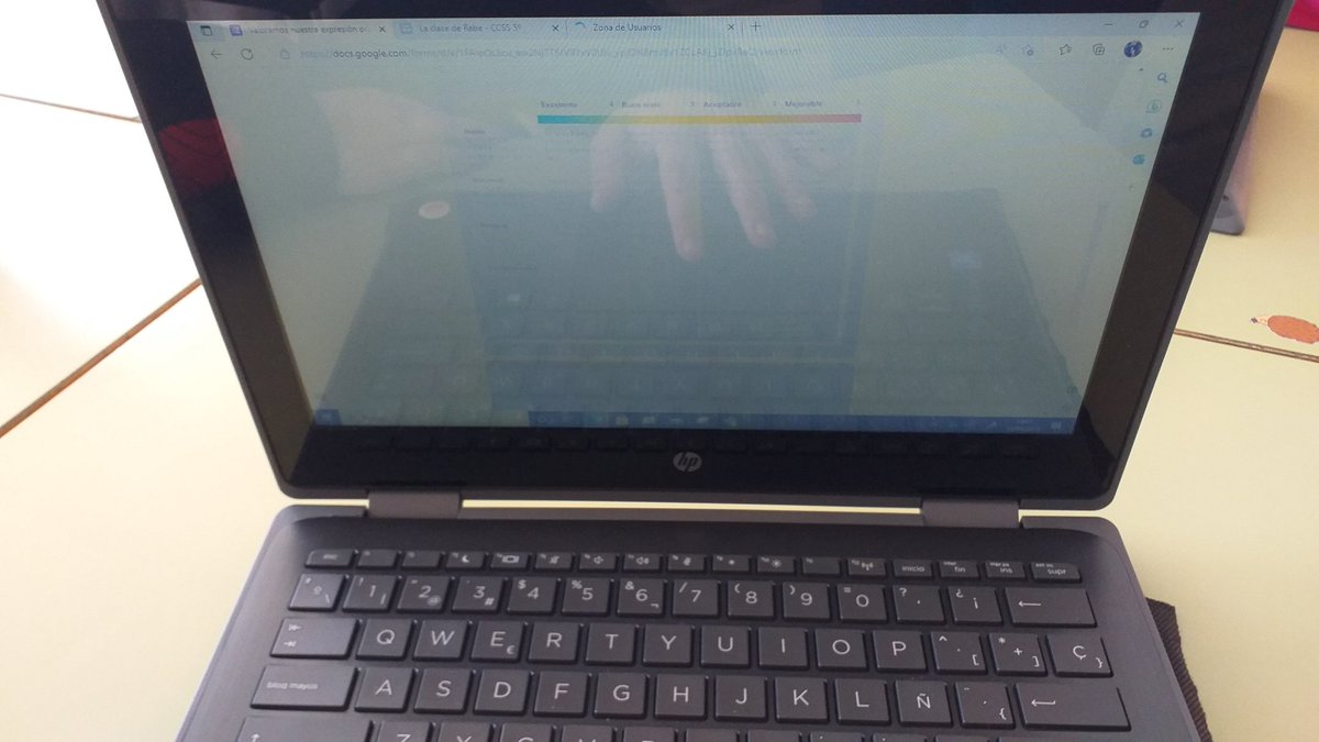CSanctispiritus's tweet photo. Evaluamos nuestras exposiciones orales, tanto propias como las de nuestros compañeros, con formularios de Google. #autoevaluación #coevaluación #TIC #CompDigEdu #CeipSanctiSpiritus #VolamosJuntos https://t.co/AiDJfUauea