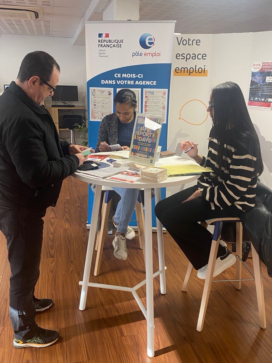 CarolineSorieul's tweet photo. 📢 Présence de #CRIT Automobile 🚗  dans notre agence du #PoleEmploi le Havre Ferrer ce matin pour des recrutements Renault. 30 personnes ont souhaité les rencontrer et s’inscrire ! A suivre…🤞 https://t.co/W9zK4TW8oS