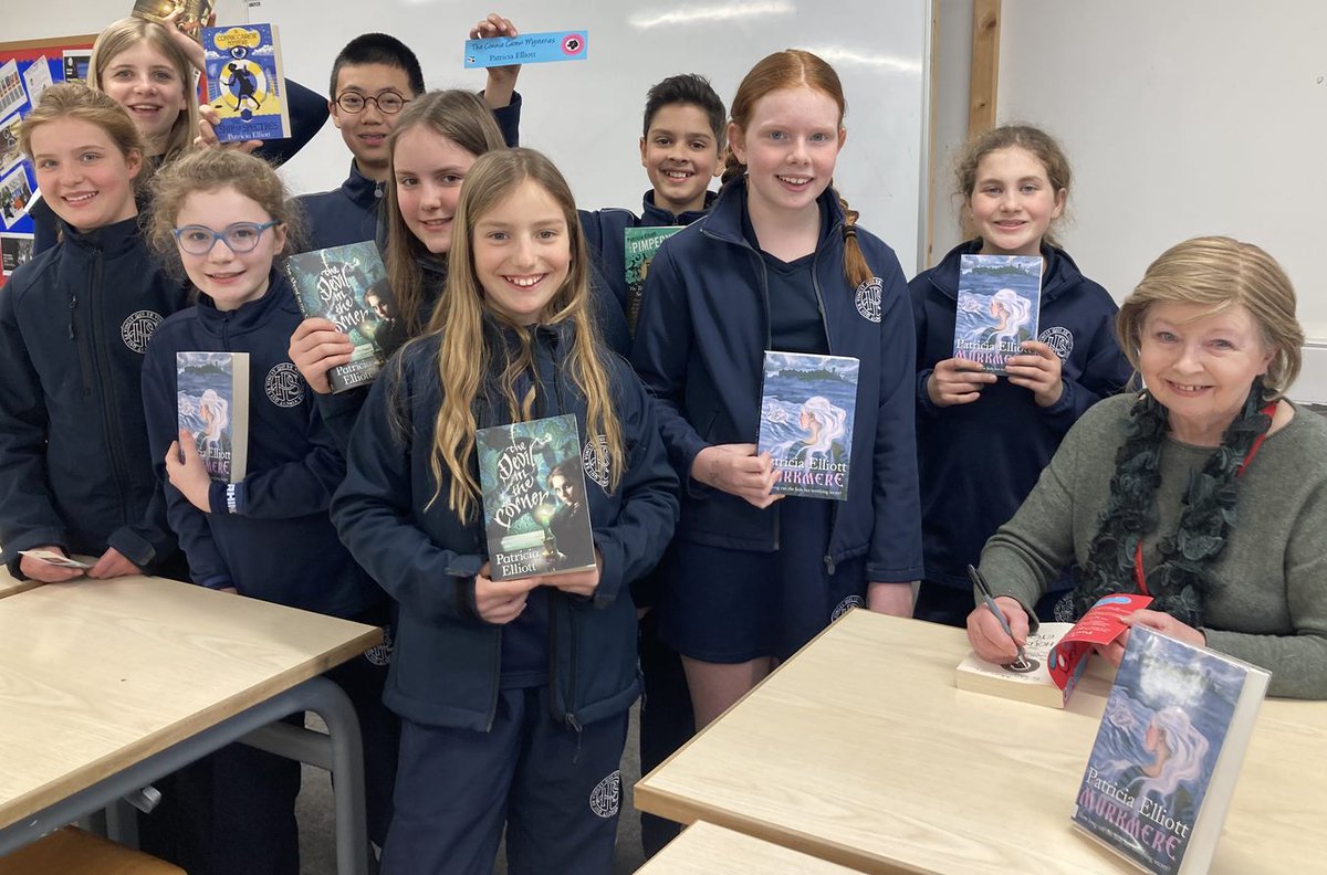 Ibstock Place School Library tweet media