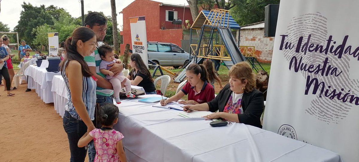𝐄𝐥 𝐑𝐞𝐠𝐢𝐬𝐭𝐫𝐨 𝐝𝐞𝐥 𝐄𝐬𝐭𝐚𝐝𝐨 𝐂𝐢𝐯𝐢𝐥 (𝐑𝐄𝐂), 𝐟𝐨𝐫𝐦ó 𝐩𝐚𝐫𝐭𝐞 𝐝𝐞 𝐮𝐧𝐚 𝐣𝐨𝐫𝐧𝐚𝐝𝐚 𝐜𝐨𝐦𝐮𝐧𝐢𝐭𝐚𝐫𝐢𝐚 𝐞𝐧 𝐥𝐚 𝐂𝐢𝐮𝐝𝐚𝐝 𝐝𝐞 𝐋𝐮𝐪𝐮𝐞.

Más info en🔗: bit.ly/40bCSkr