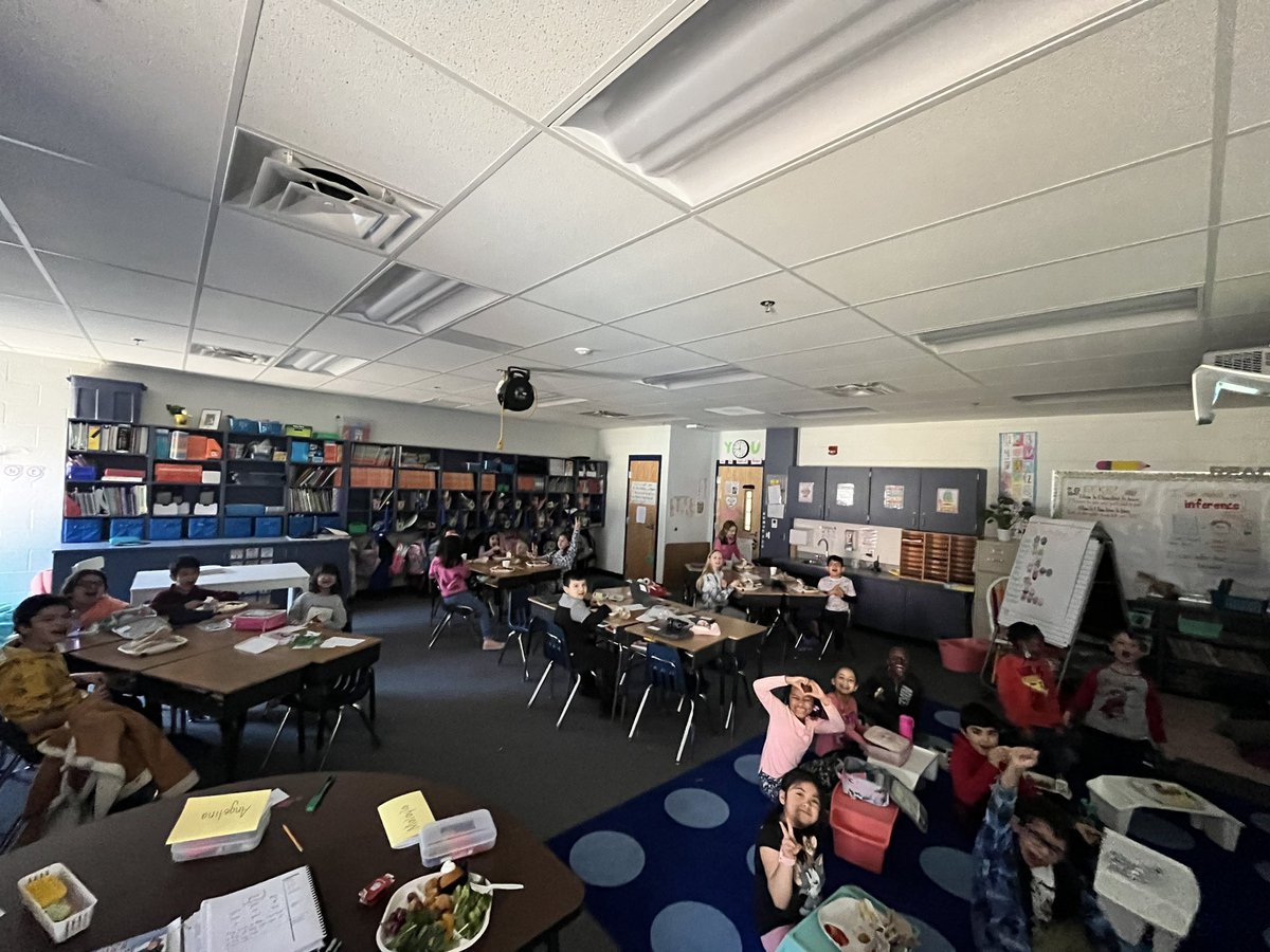 Lunch bunch with the whole class today! #montypride