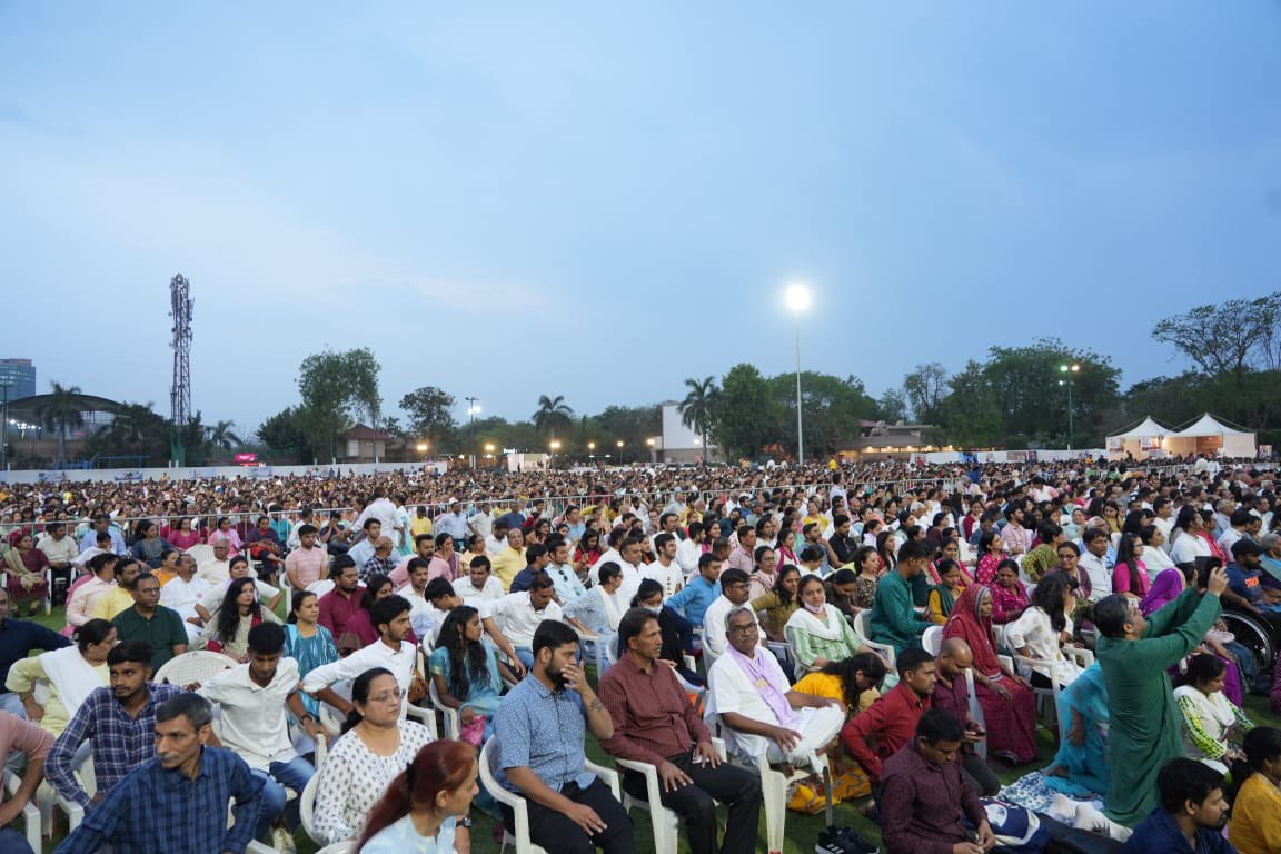 Gurudev Sri Sri Ravi Shankar tweet media