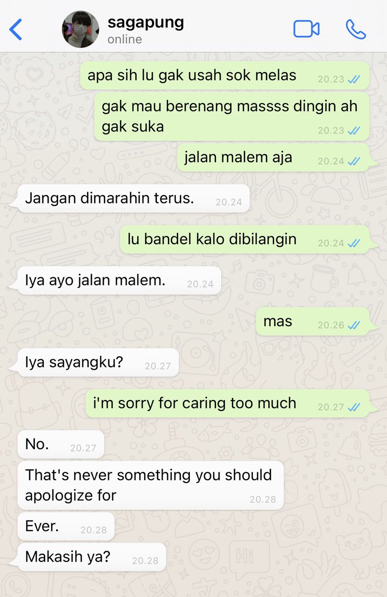 duapuIuhtiga's tweet photo. 🔗 Edisi kucing ngamuk. https://t.co/QfgyUbDXmR