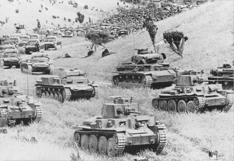 Tank Archives tweet media