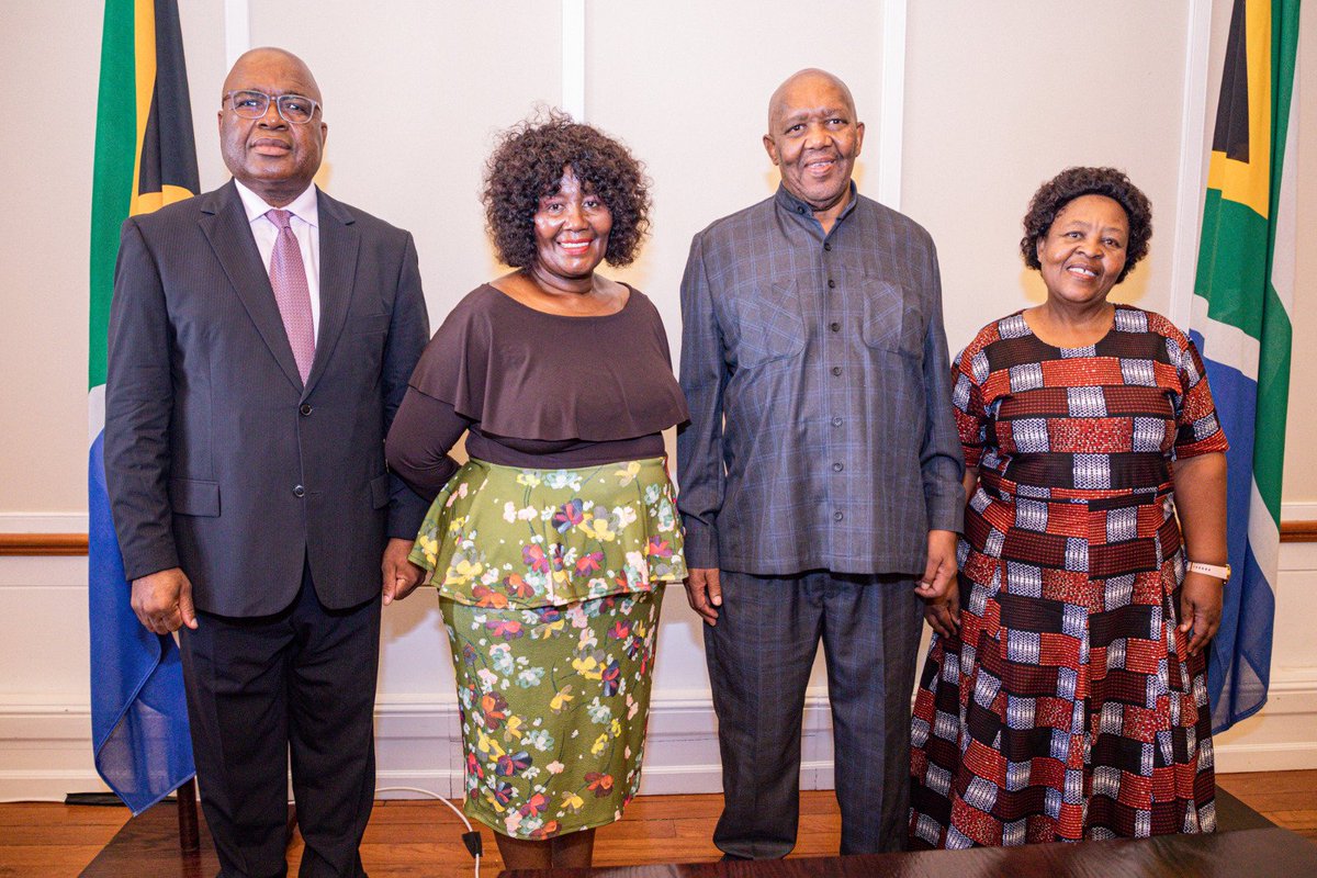 ANCParliament's tweet photo. New ANC MPs sworn in:

Three new ANC Members of Parliament, namely, Ms T V Tobias, Mr M D Monakedi and Ms P A Phetlhe, were sworn in by the Deputy Speaker today, 15 March 2023. https://t.co/2ysgoug1IP
