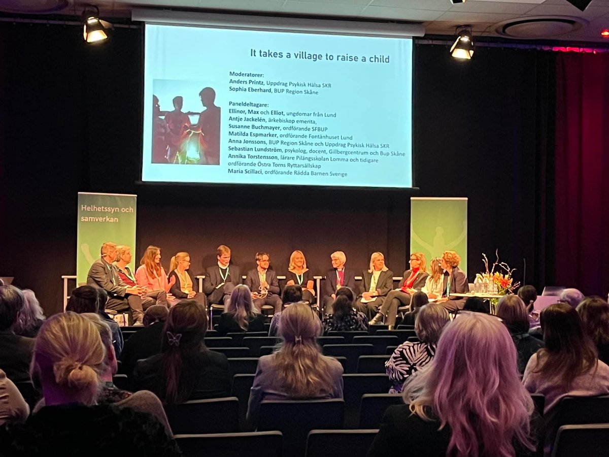 BiskopAntje's tweet photo. ”It takes a village to raise a child”! Deltagit i en välbesatt panel vid Svenska #Psykiatrikongressen i #Göteborg. En helhetssyn på psykisk hälsa inkluderar självklart andlig och existentiell mognad och motståndskraft.
#existentiellhälsa #rätttillandligutveckling https://t.co/SUT7QTiQM9