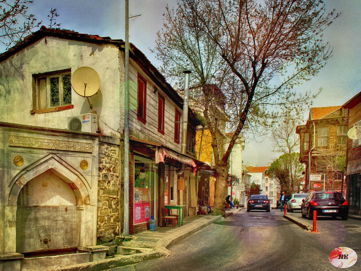 #üsküdar #İstanbul #fotoğraf #objektifimden #sokakfotograflari #lifeisstreet #ig_global_life #streetleaks #storyofthestreet #progressivestreet