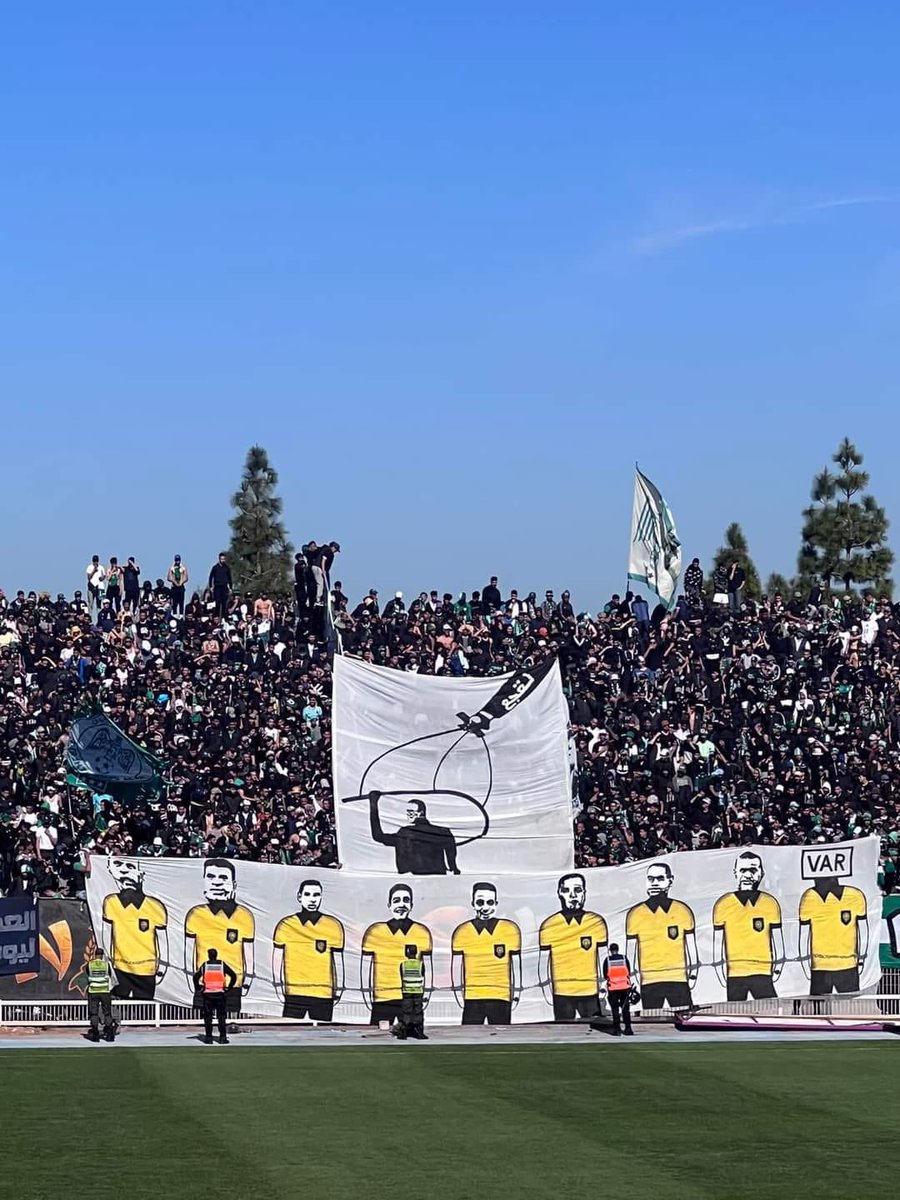 mohamedazmani16's tweet photo. LIBERTÉ POUR LES ARBITRES-ESCLAVES #لقجع_فاسد https://t.co/ONGtT6lGnw