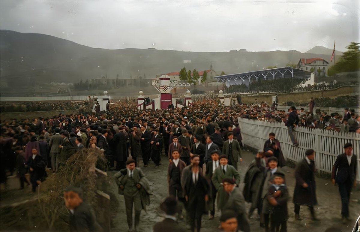 nostalgiafutbo4's tweet photo. Estadio de San Mamés. Athletic Club. 1918. https://t.co/MFVutIw2IX