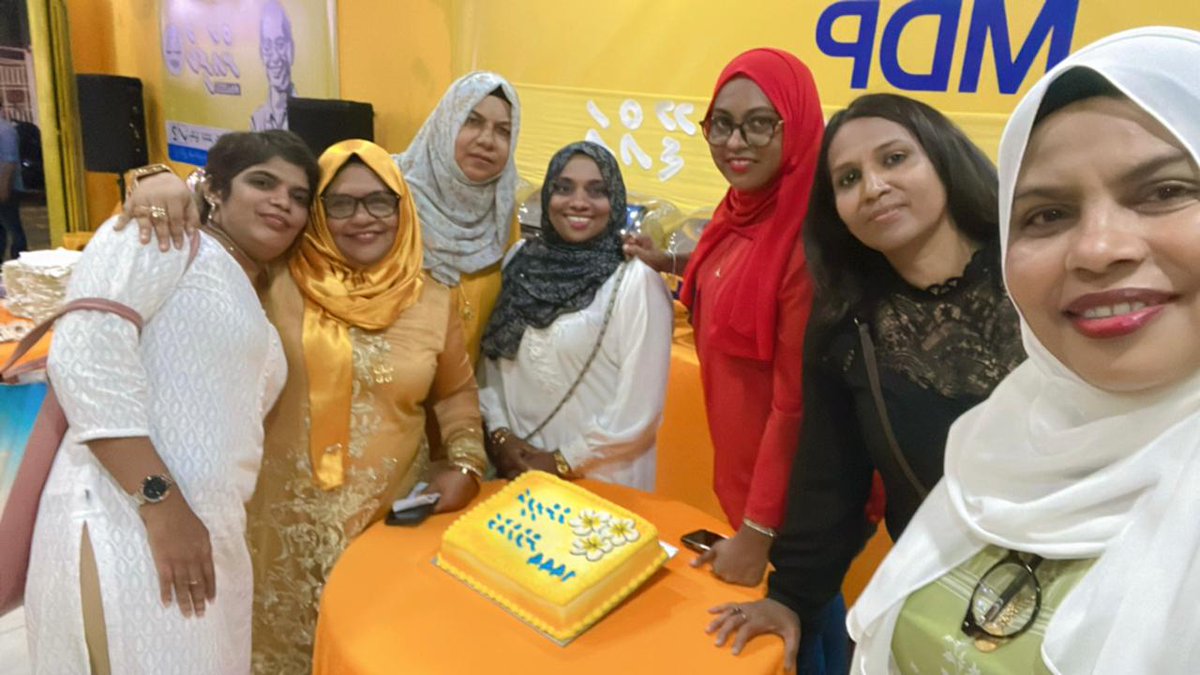 Hassansaiid1's tweet photo. #Maahefun
MDP Addu City membarunge faraathun MDP ge hurihaa memberun’ah baavvaa Maahefun. https://t.co/h9vaKgOTse