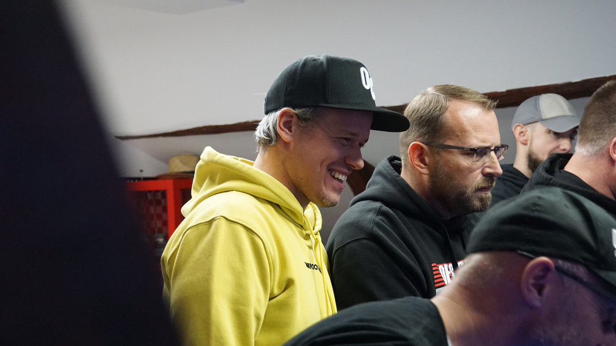 oesselser's tweet photo. Auf einmal kann er es wieder: gewinnen. 
Der Sieger der Herzen – Philip Caspari hat wieder ein Sieger-Gen! 
#OesselserChampionship https://t.co/rQPPZjZAgW