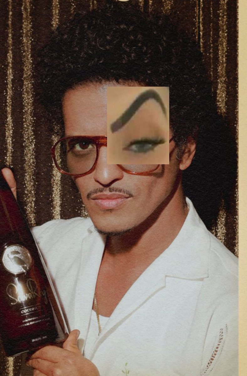 BrunoMars_Memes's tweet photo. pensando em fazer mimos e distribuir como brinde pros Hooligans no dia do the town. tipo polaroides e botons, serase dou conta? https://t.co/LgerMizRR3