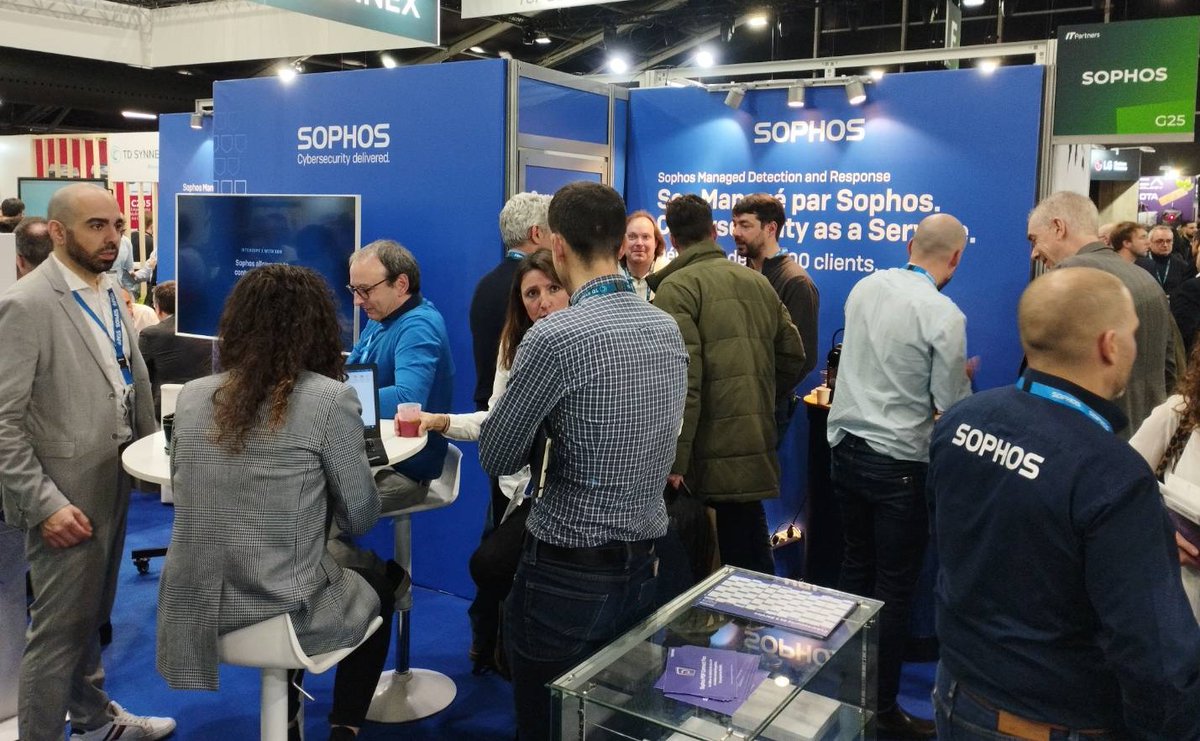 Feeder_group's tweet photo. 🔥 C'est parti pour le salon #ITPartners à @disneylandparis ! 🏰
Notre équipe Feeder est sur place et nous avons hâte de vous y rencontrer. 

 L'IT Partners c'est l'#événement incontournable du channel #IT #télécoms #audiovisuel #FeederTeam 💻 https://t.co/0qgUAk3Dn4