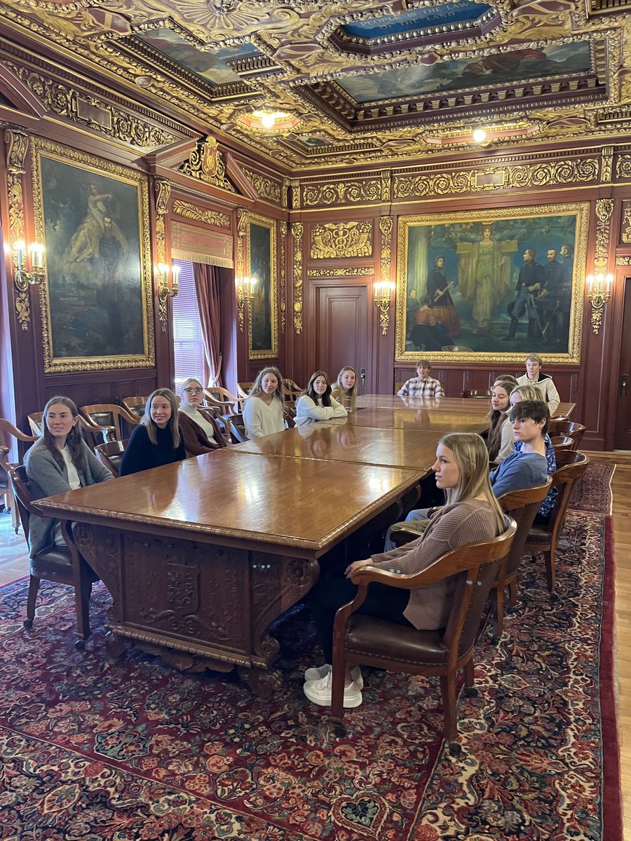 Thank you ⁦<a href="/RepDaveMurphy/">State Representative Dave Murphy</a>⁩ ⁦<a href="/RepGustafson/">Rep. Nate Gustafson</a>⁩ and Senator Cabral-Guevara for spending time with HHS students ⁦<a href="/HortonvilleSD/">Hortonville Schools</a>⁩ today. #rollbears